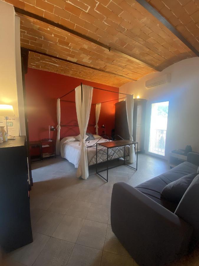 Bed&Wine Hotel Brisighella Bagian luar foto